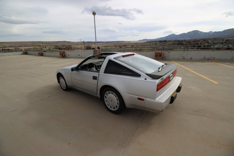 Illustration for article titled At $6,000, Is This 1988 Nissan 300ZX Turbo Worthy of Our Regard?